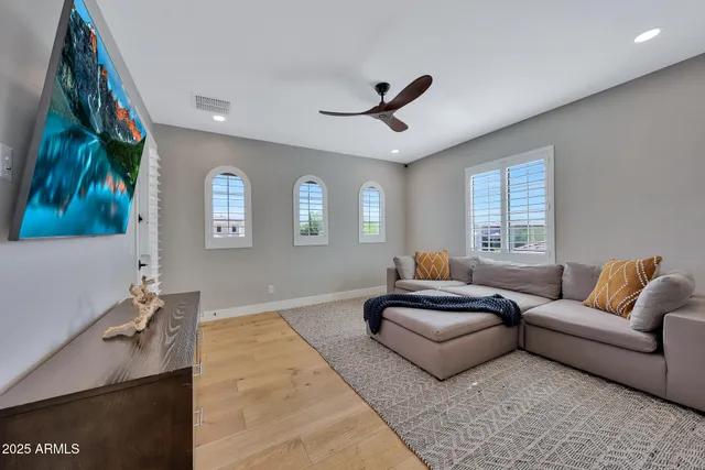 $1,500,000 | 22220 North 34th Place, Phoenix, AZ 85050