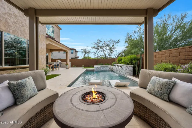 $1,585,000 | 22220 North 34th Place, Phoenix, AZ 85050