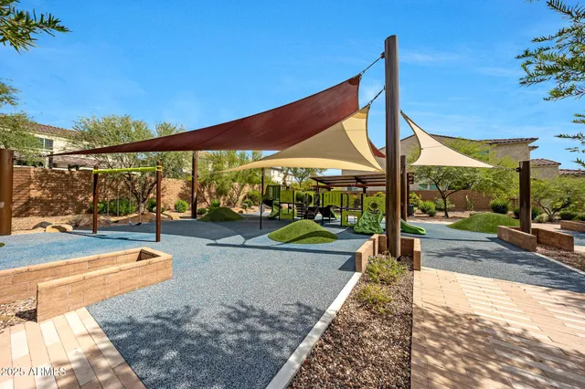$1,500,000 | 22220 North 34th Place, Phoenix, AZ 85050