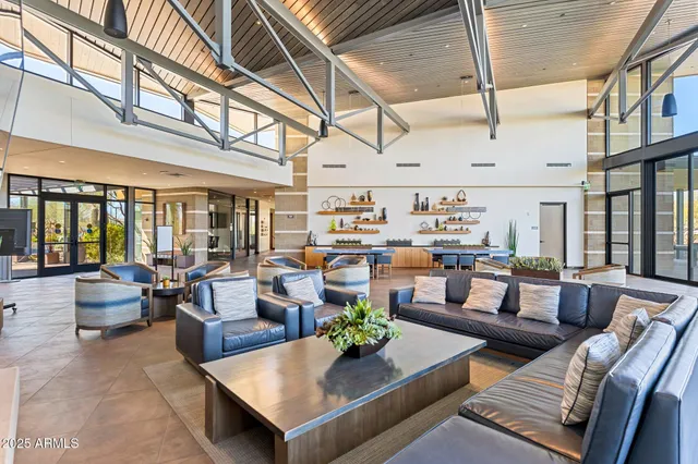 $1,585,000 | 22220 North 34th Place, Phoenix, AZ 85050