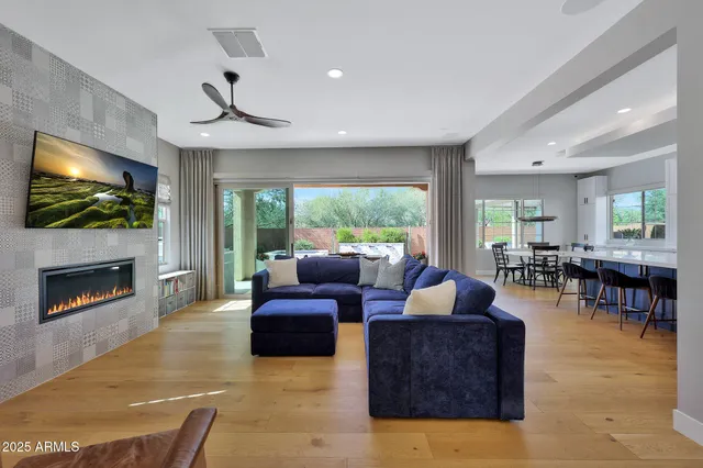 $1,500,000 | 22220 North 34th Place, Phoenix, AZ 85050