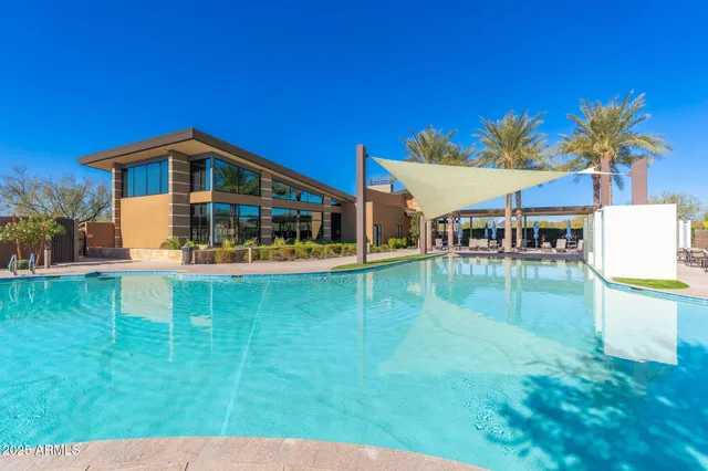 $1,500,000 | 22220 North 34th Place, Phoenix, AZ 85050