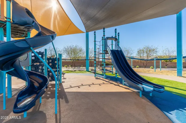 $1,585,000 | 22220 North 34th Place, Phoenix, AZ 85050