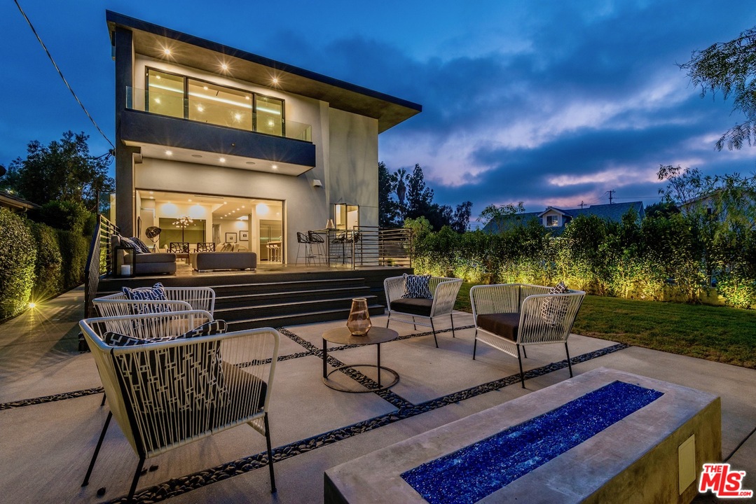 10636 Rountree Road Los Angeles, CA 90064 - Photo 32 of 33