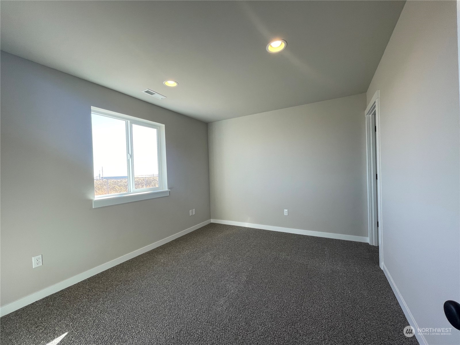 232 Parkside Place Southeast Ephrata, WA 98823 - Photo 9 of 14 Gallery Image 9