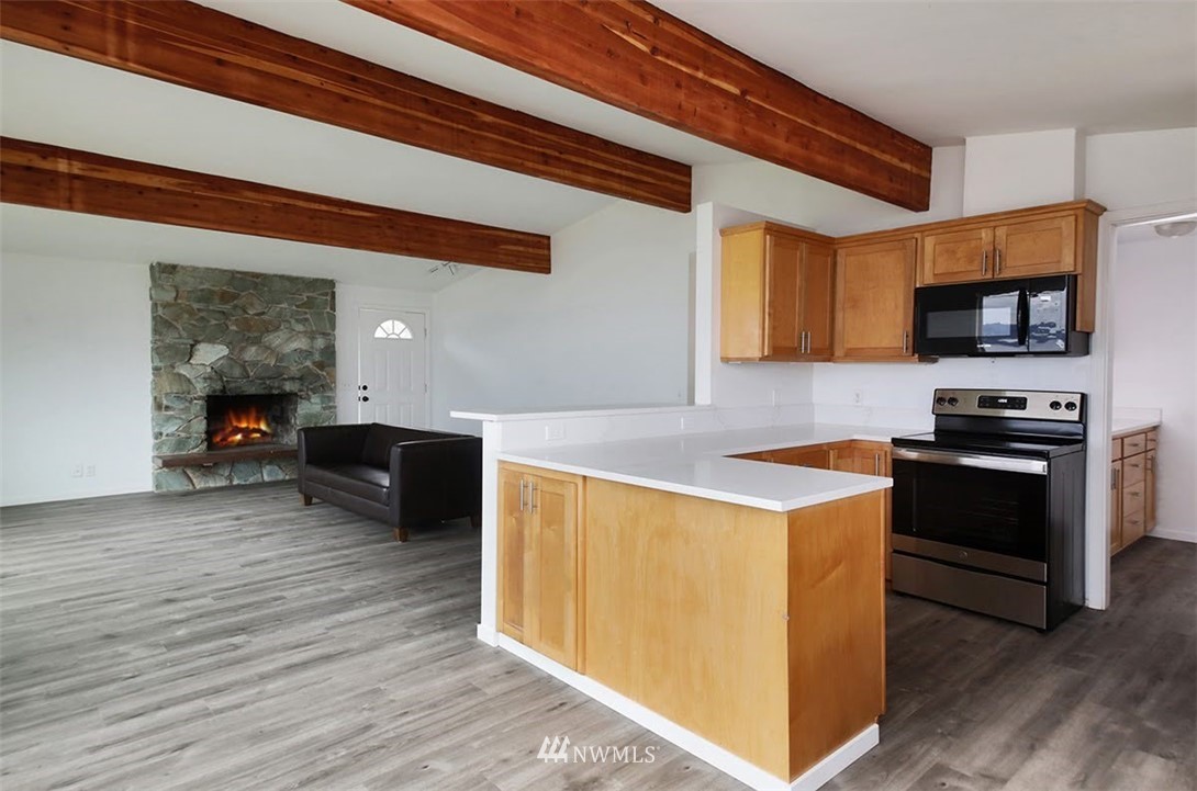 6545 Conrad Street Clinton, WA 98236 - Photo 17 of 39 Gallery Image 17