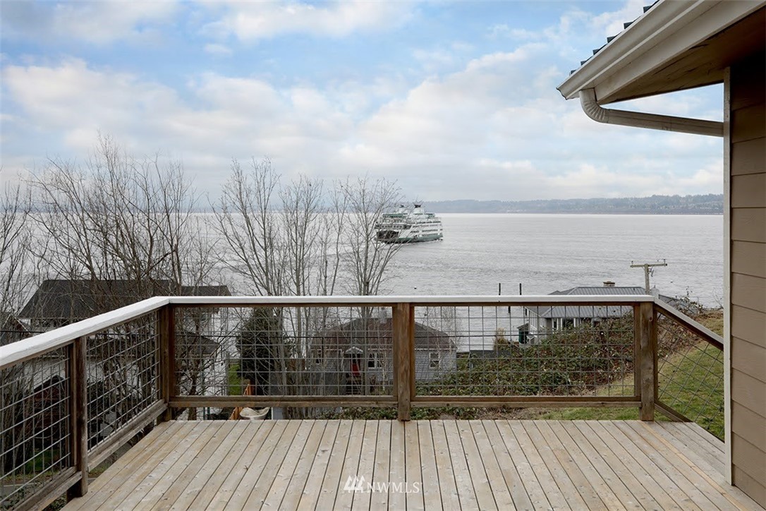 6545 Conrad Street Clinton, WA 98236 - Photo 29 of 39 Gallery Image 29