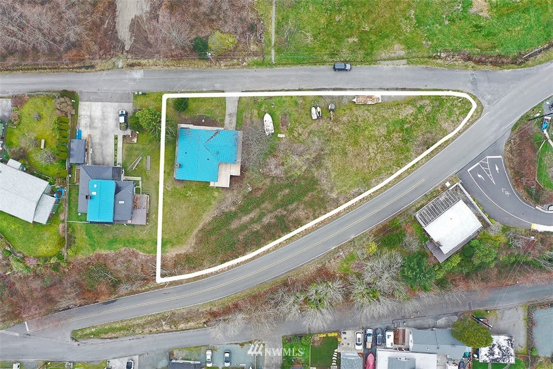6545 Conrad Street Clinton, WA 98236 - Photo 36 of 39 Gallery Image 36