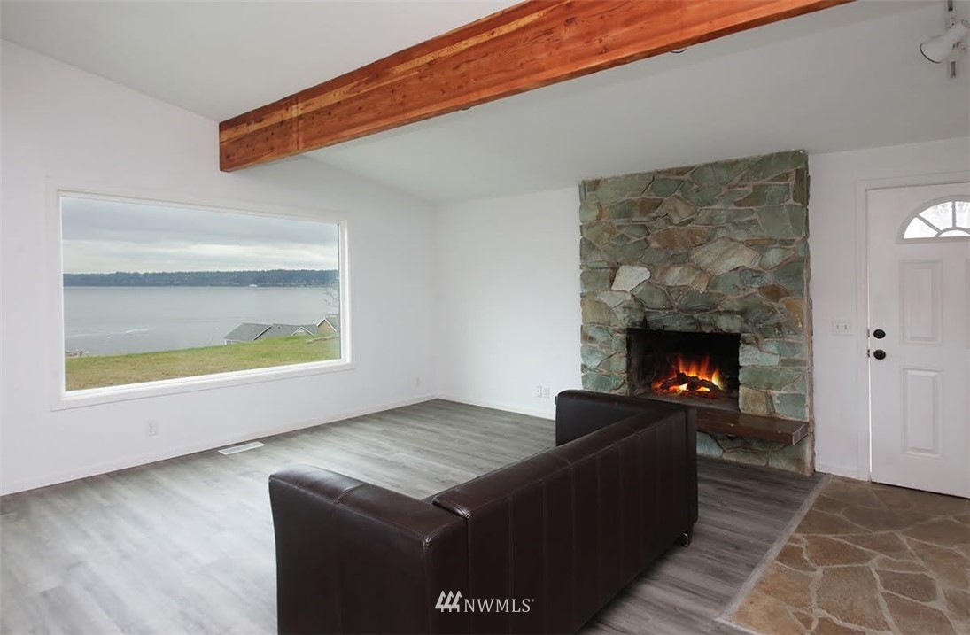 6545 Conrad Street Clinton, WA 98236 - Photo 7 of 39 Gallery Image 7