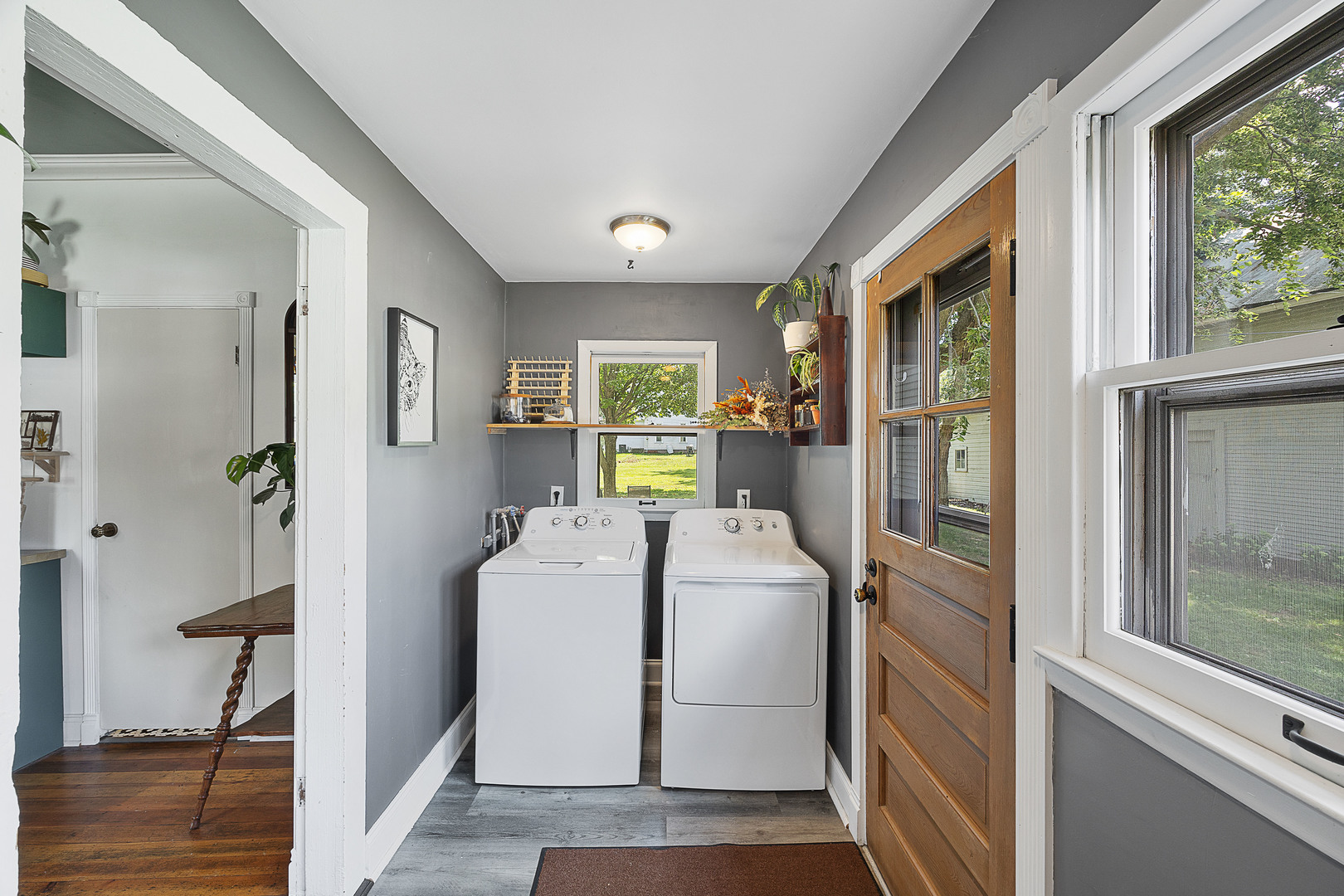 208 North East Street Lexington, IL 61753 - Photo 19 of 38 a utility room with dryer and washer