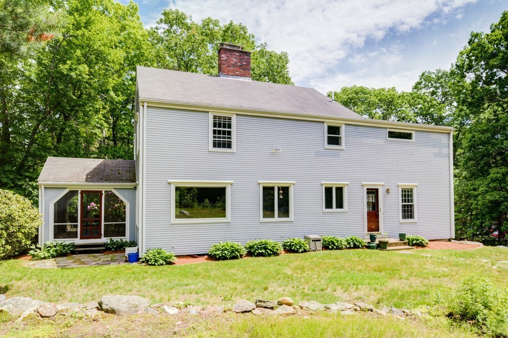 142 River Road Carlisle, MA 01741 - Photo 29 of 30 Gallery Image 29