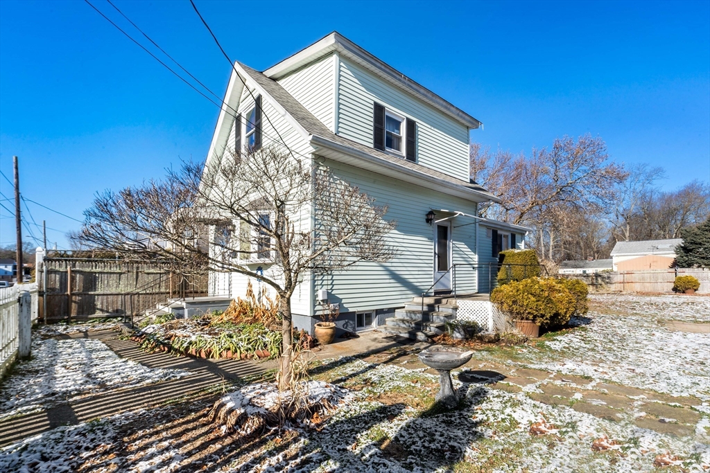 178 Bullock Street Fall River, MA 02720 - Photo 3 of 27