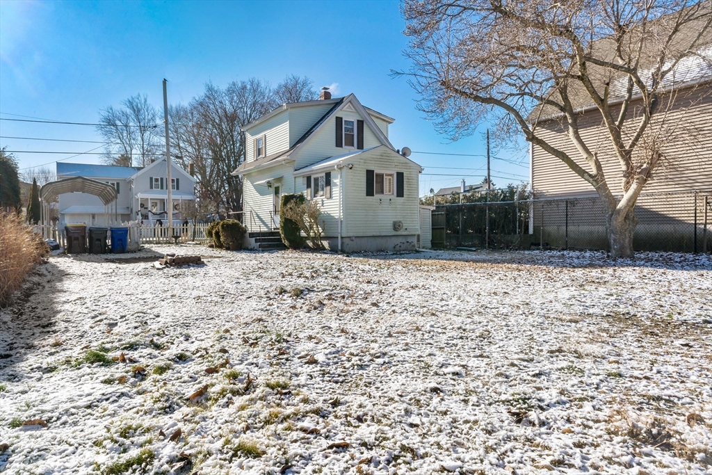 178 Bullock Street Fall River, MA 02720 - Photo 6 of 27