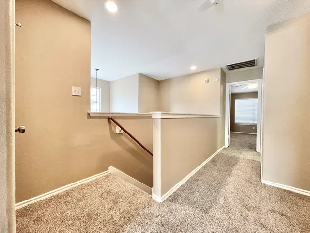 $2,100 | 19 Blue Creek Place, The Woodlands, TX 77382