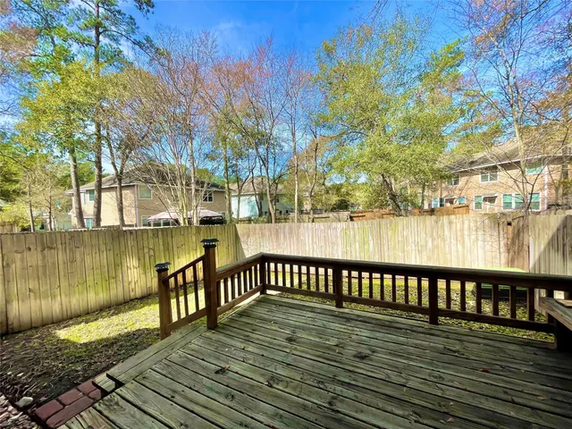$2,100 | 19 Blue Creek Place, The Woodlands, TX 77382