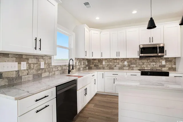 $549,900 | 3004 Yawnoc Drive, Conway, SC 29526