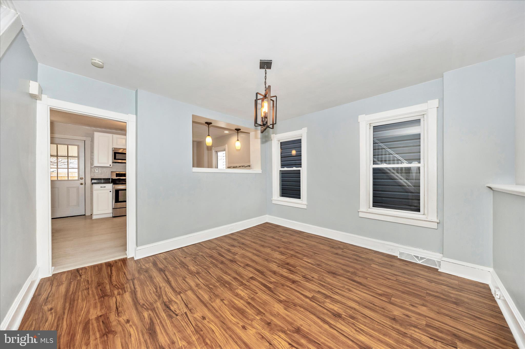 202 Maple Avenue Frederick, MD 21701 - Photo 3 of 41 Dining Room