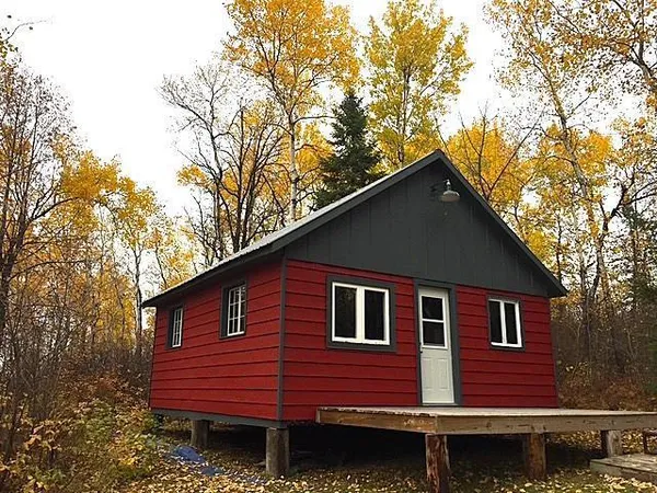 $399,000 | 1915 Lynx Island, International Falls, MN 56649