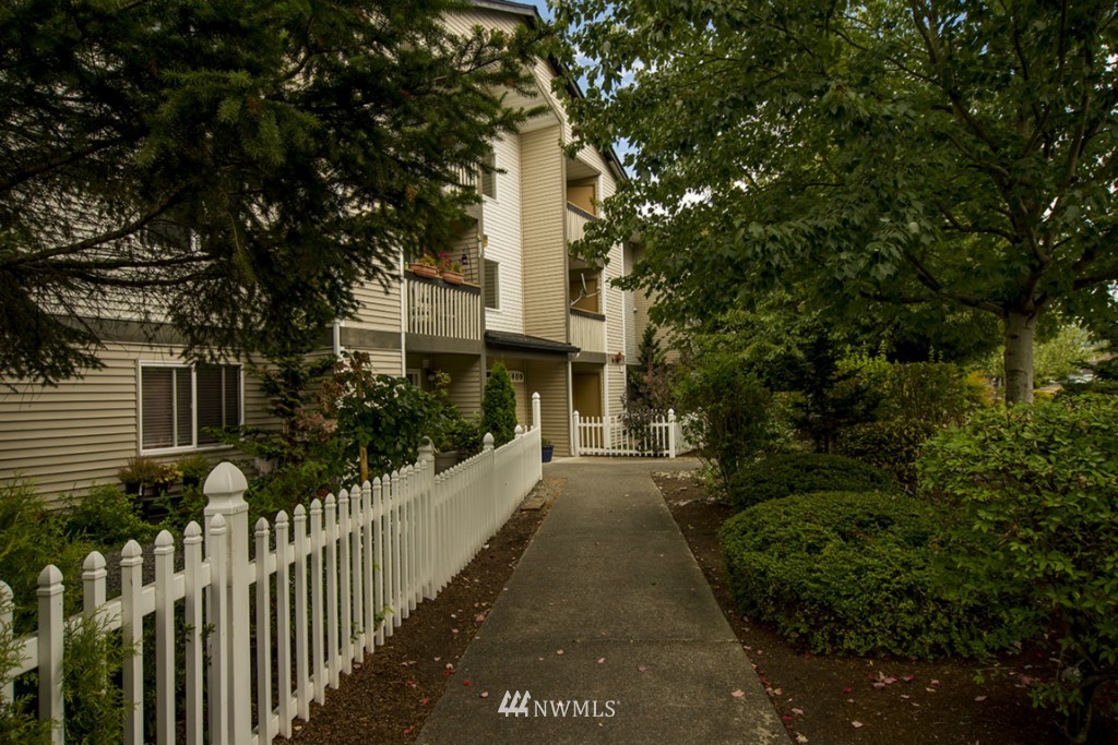 16409 Currie Road Southeast, Unit A207 Monroe, WA 98272 - Photo 6 of 22 Gallery Image 6