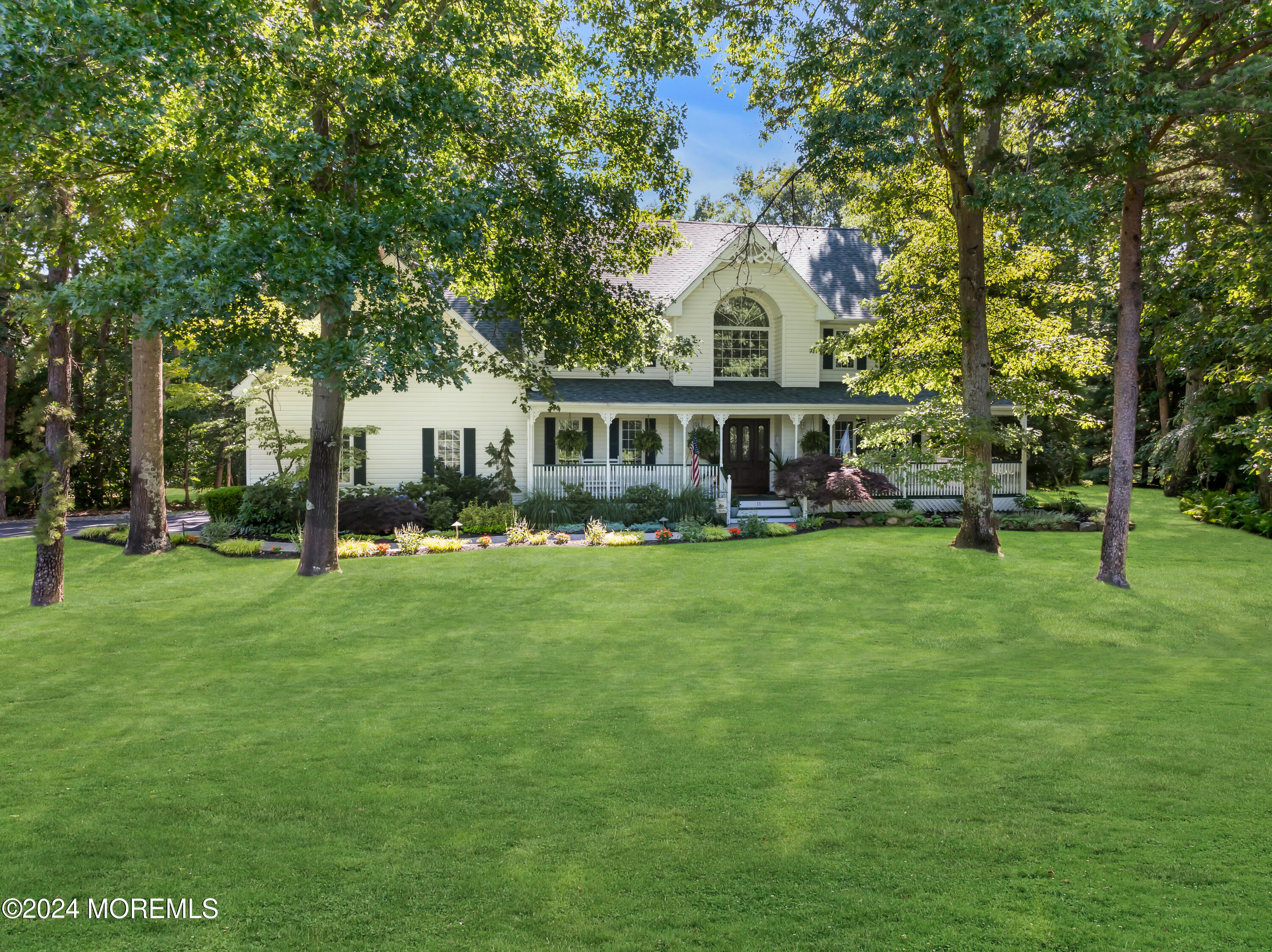 11 Dunhill Road Jackson, NJ 08527 - Photo 145 of 147 a front view of a house with a yard
