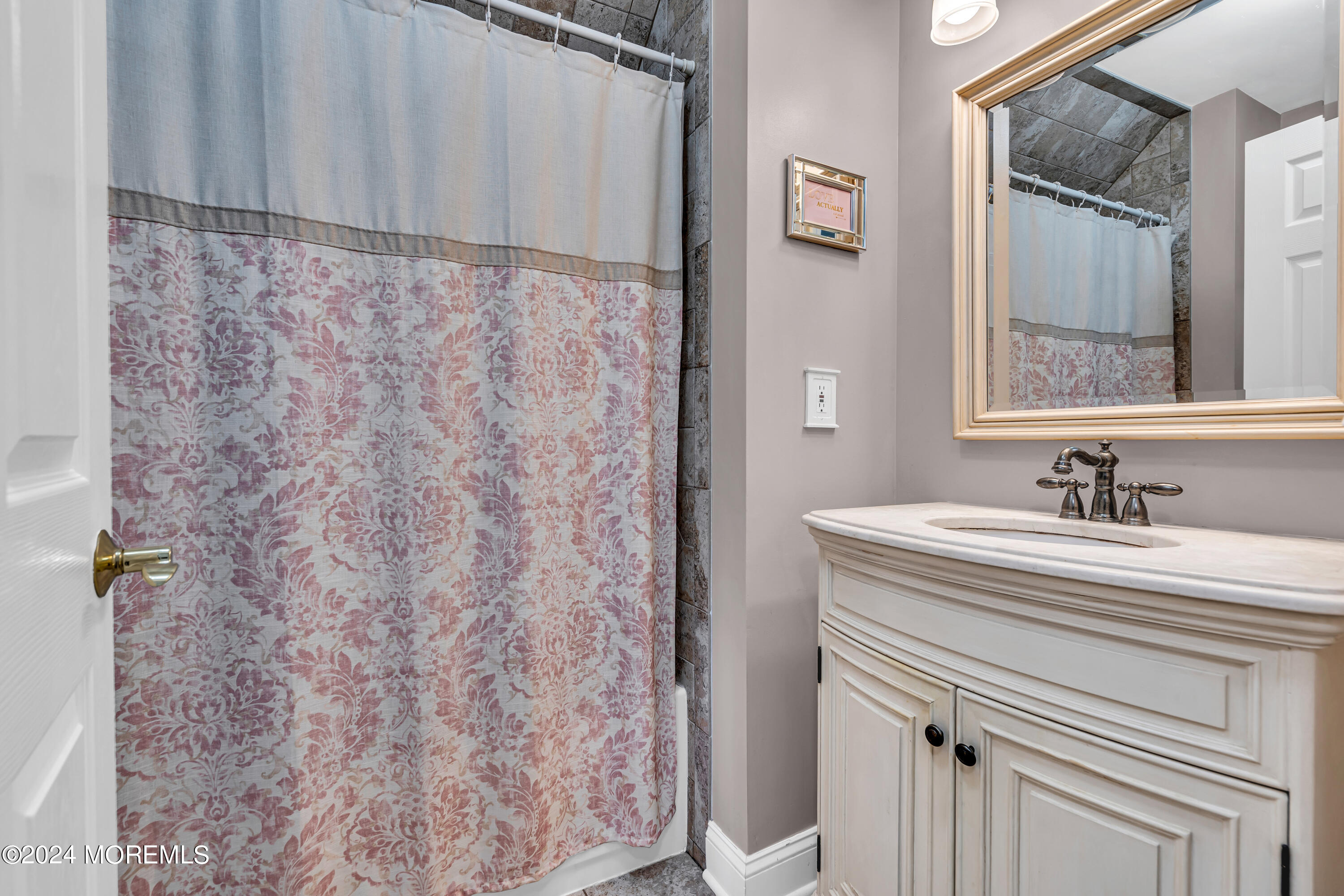 11 Dunhill Road Jackson, NJ 08527 - Photo 67 of 147 a bathroom with a sink and a mirror