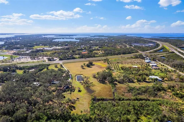 $1,895,000 | 7000 Highway 19, Terra Ceia, FL 34250