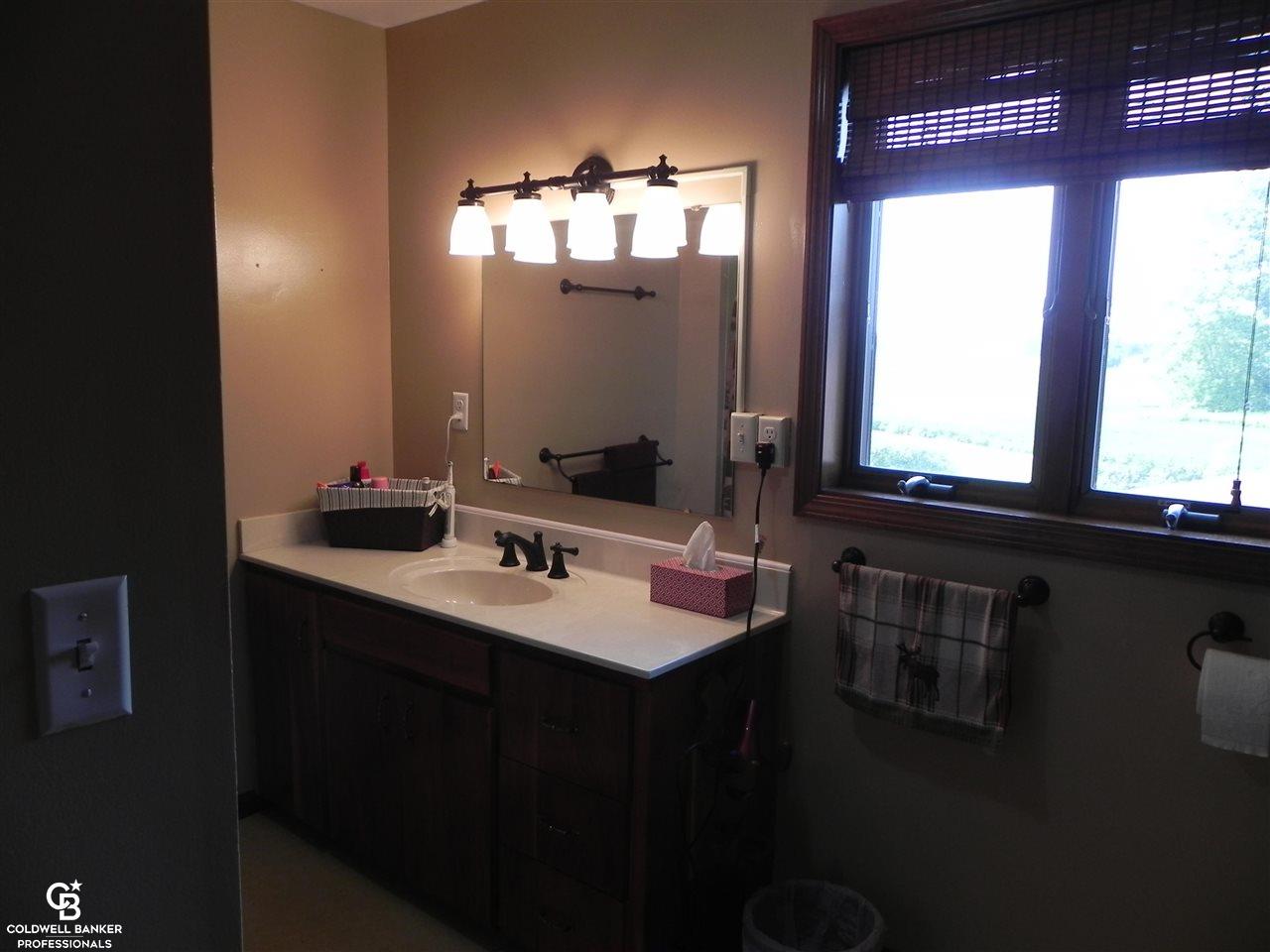 6138 South 8 Mile Road Freeland, MI 48623 - Photo 26 of 43 Gallery Image 26
