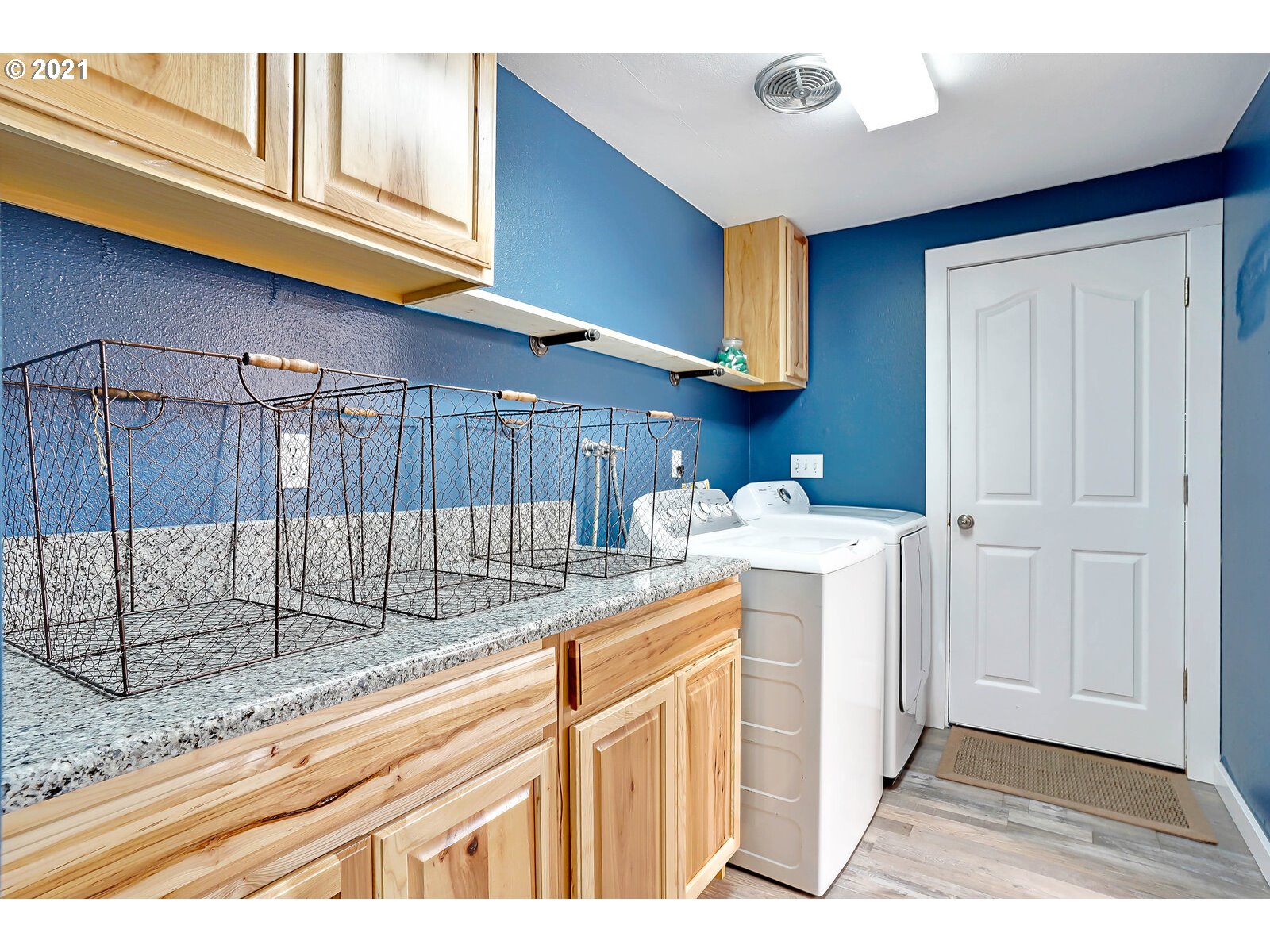 705 Southeast Neck Road Dayton, OR 97114 - Photo 15 of 32 Gallery Image 15