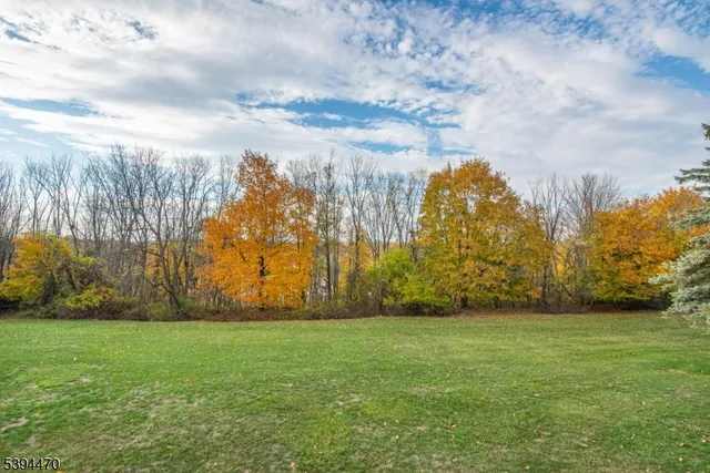 $2,500 | 8 Constitution Way, Franklin, NJ 07416