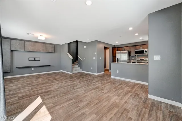 $1,950 | 2633 Mocha Pearl Court, North Las Vegas, NV 89086