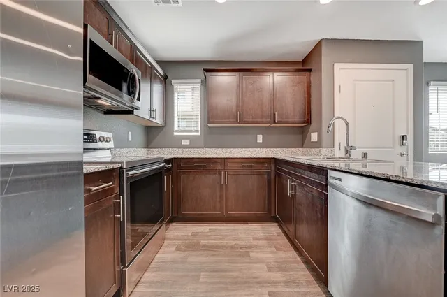 $1,950 | 2633 Mocha Pearl Court, North Las Vegas, NV 89086