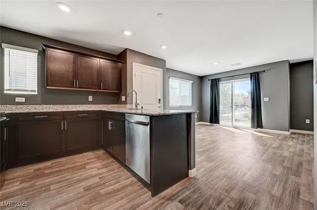 $1,950 | 2633 Mocha Pearl Court, North Las Vegas, NV 89086