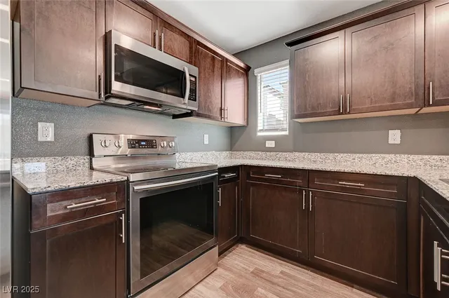 $1,950 | 2633 Mocha Pearl Court, North Las Vegas, NV 89086