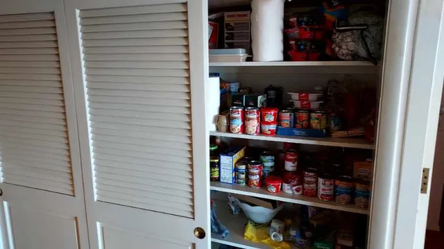 $109,900 | 1337 21st Avenue, Unit 6A, Rock Island, IL 61201