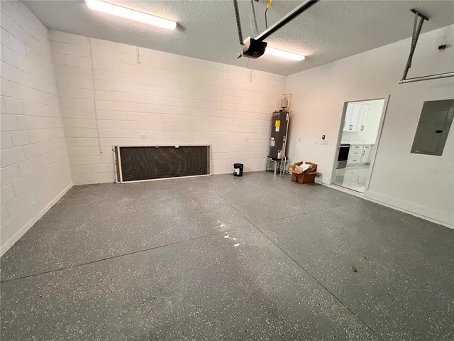 $3,199 | 21 North Hampton Avenue, Orlando, FL 32803