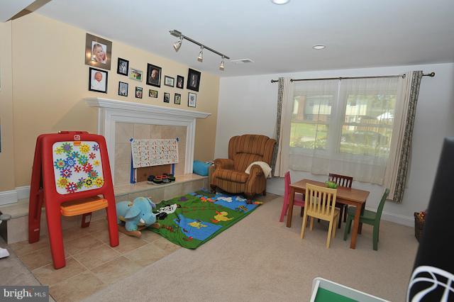 6917 Gillings Road Springfield, VA 22152 - Photo 17 of 24 Family Room