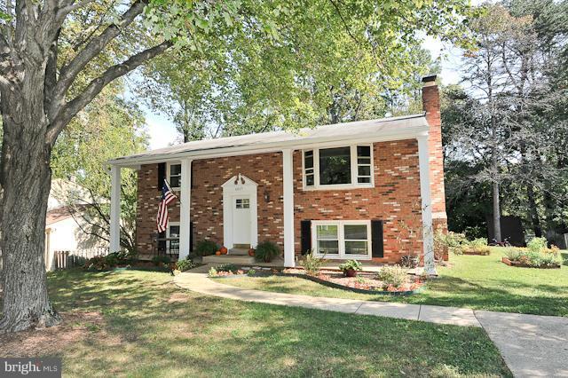 6917 Gillings Road Springfield, VA 22152 - Photo 19 of 24 Exterior (Front)