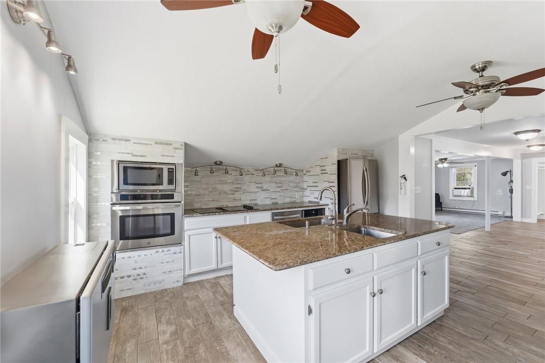 38 Battey Avenue Coventry, RI 02816 - Photo 14 of 42