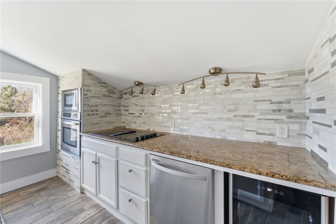 38 Battey Avenue Coventry, RI 02816 - Photo 16 of 42