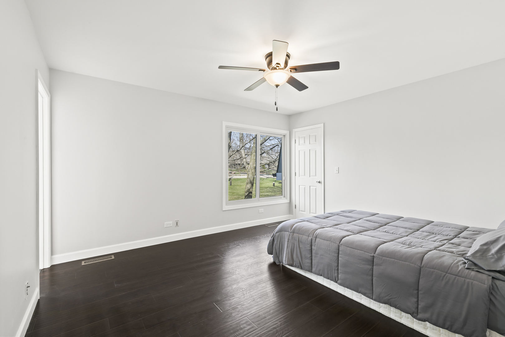 22 North High Point Road Round Lake, IL 60073 - Photo 13 of 32 Gallery Image 13