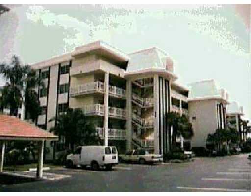 308 Golfview Road, Unit 502 North Palm Beach, FL 33408 - Photo 1 of 2 Primary Photo
