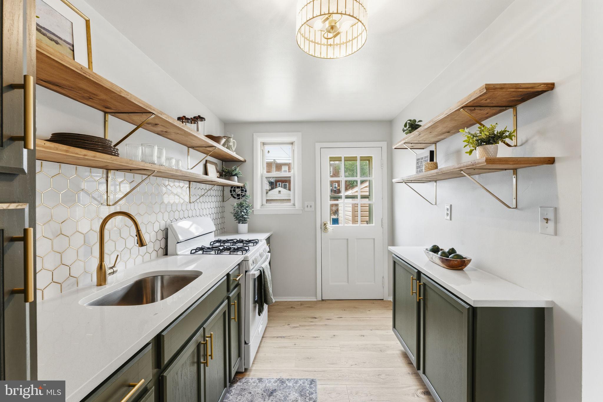 317 Stemmers Run Road Baltimore, MD 21221 - Photo 10 of 38 Gallery Image 10