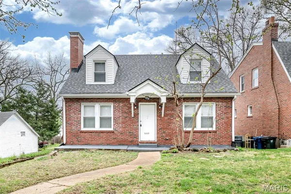 $285,000 | 7710 St Albans Avenue, St. Louis, MO 63117