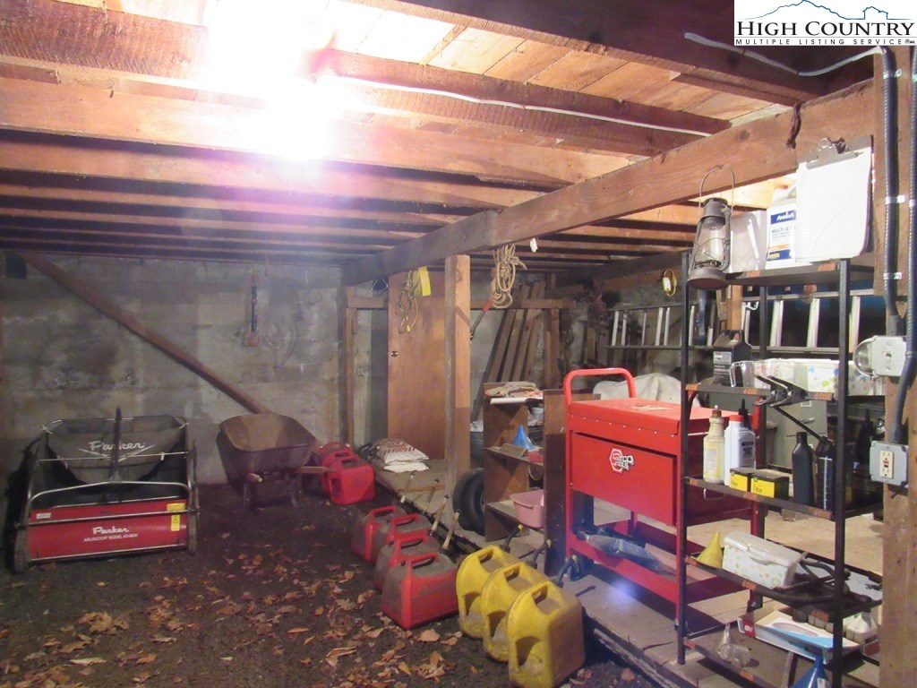 423 Big Laurel Road Creston, NC 28615 - Photo 35 of 49 Gallery Image 35