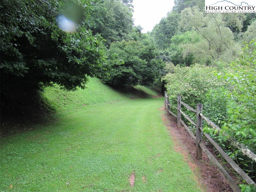 423 Big Laurel Road Creston, NC 28615 - Photo 41 of 49 Gallery Image 41