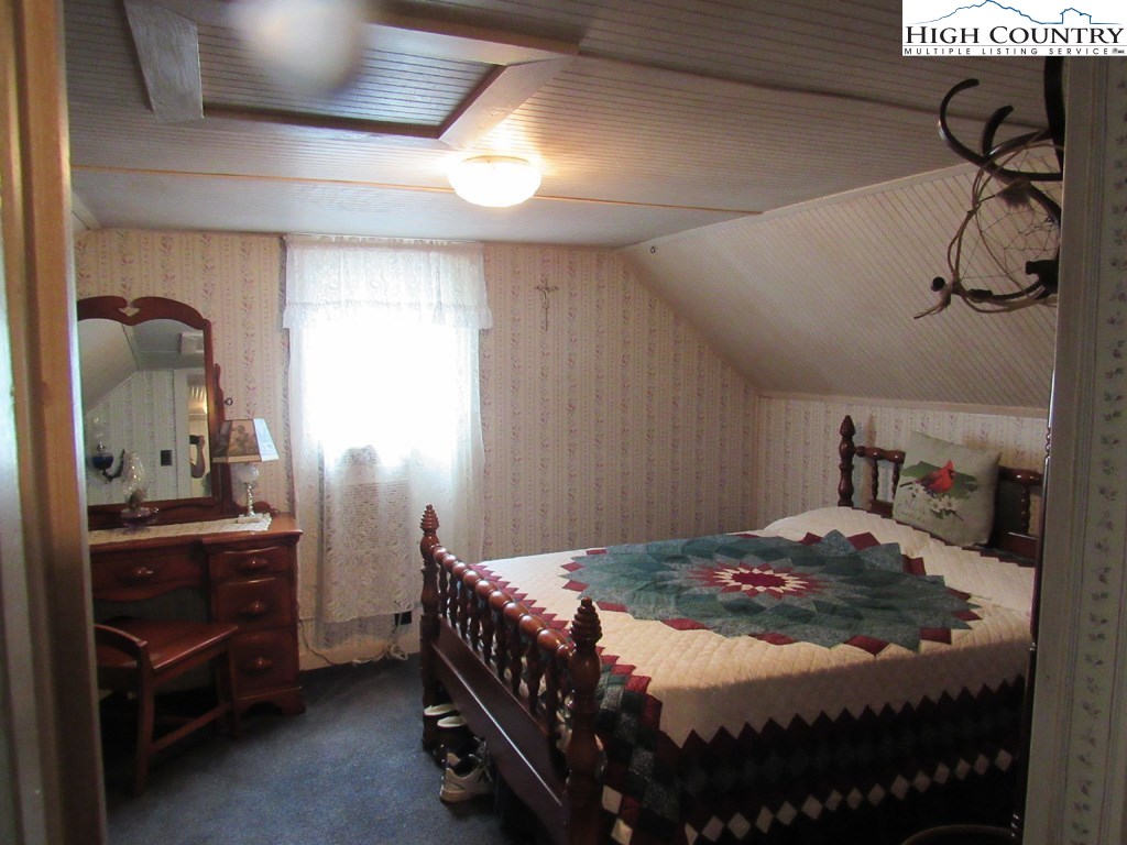 423 Big Laurel Road Creston, NC 28615 - Photo 45 of 49 Gallery Image 45