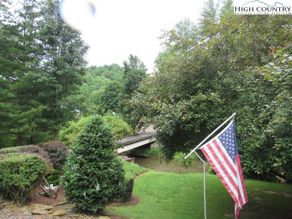 423 Big Laurel Road Creston, NC 28615 - Photo 8 of 49 Gallery Image 8