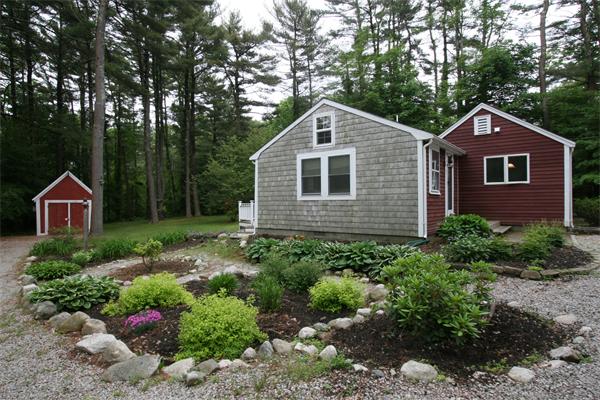 91 Maple Street Scituate, MA 02066 - Photo 3 of 19 Gallery Image 3
