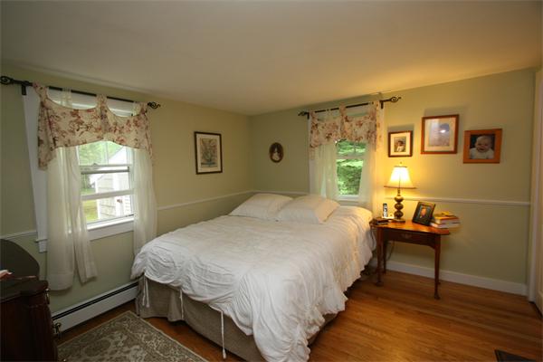 91 Maple Street Scituate, MA 02066 - Photo 10 of 19 Gallery Image 10