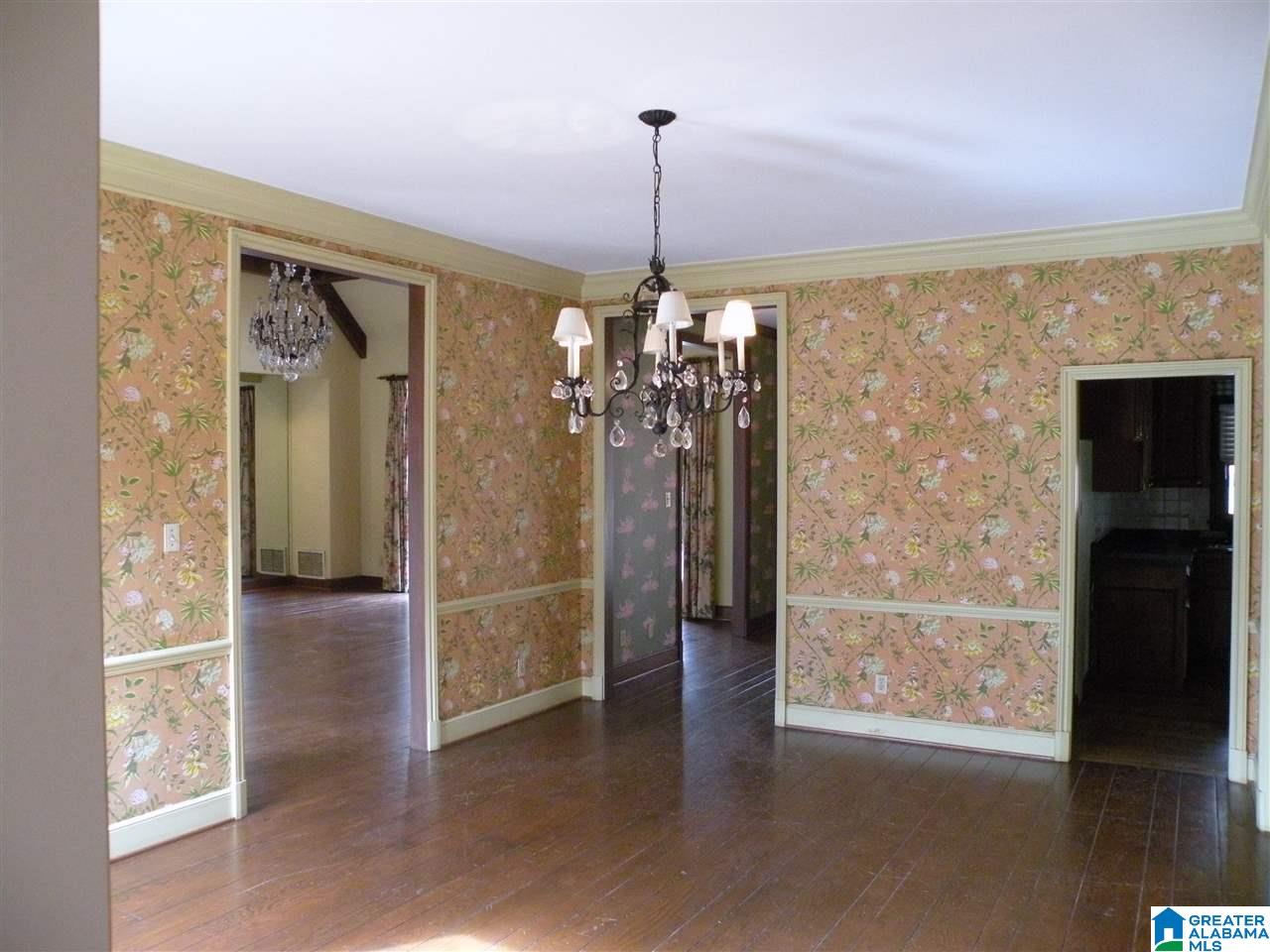 2423 Overhill Road Sylacauga, AL 35150 - Photo 11 of 38